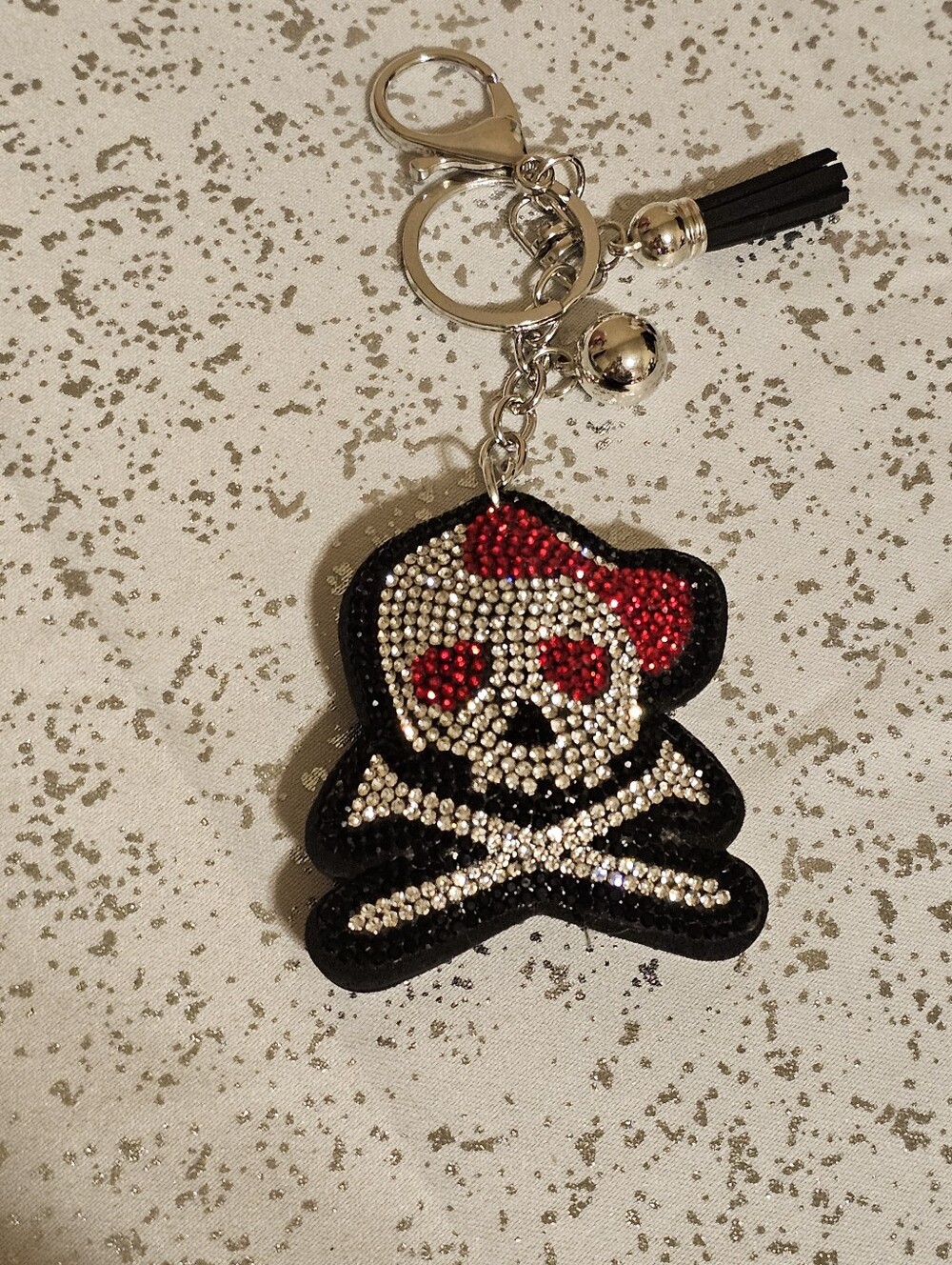 Rhinestone Skull Crossbones Keychain